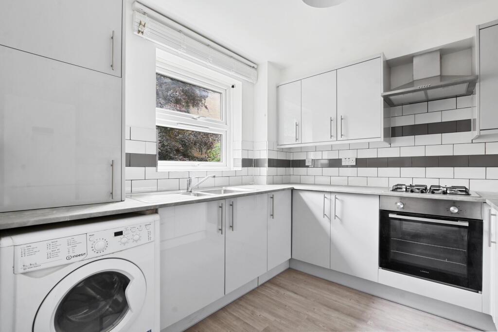 Apartment in London - View 2