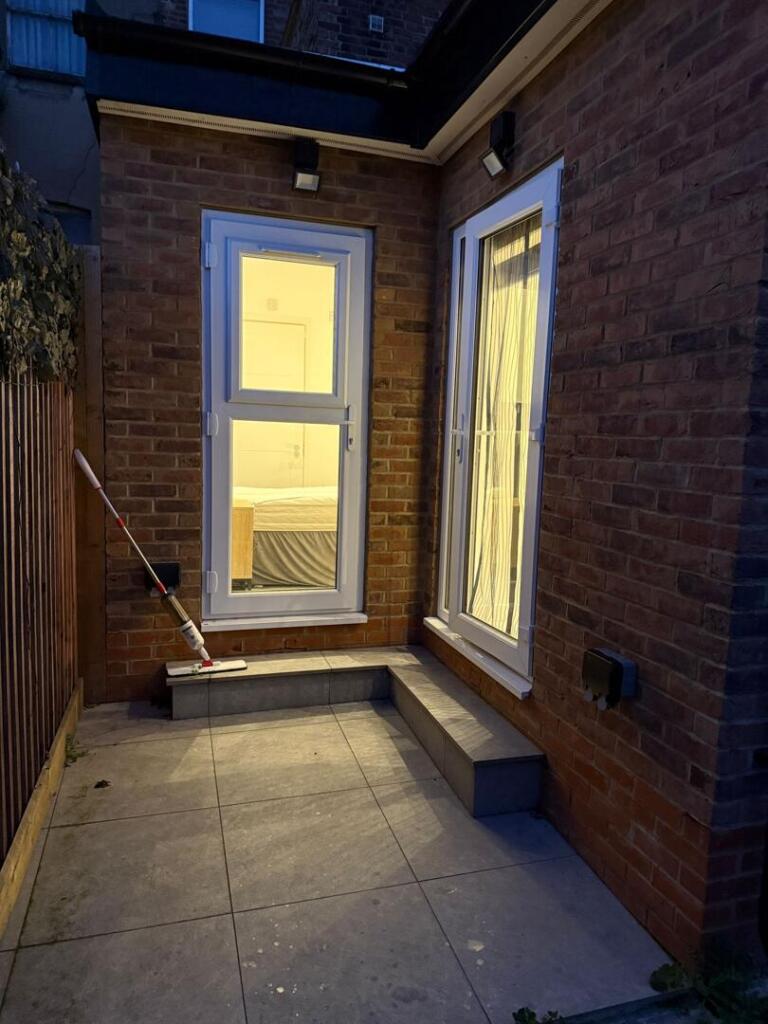 House in London, Church End - View 2