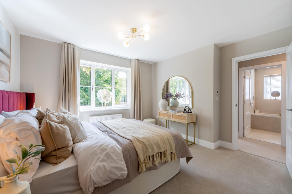 House in Wokingham - View 5