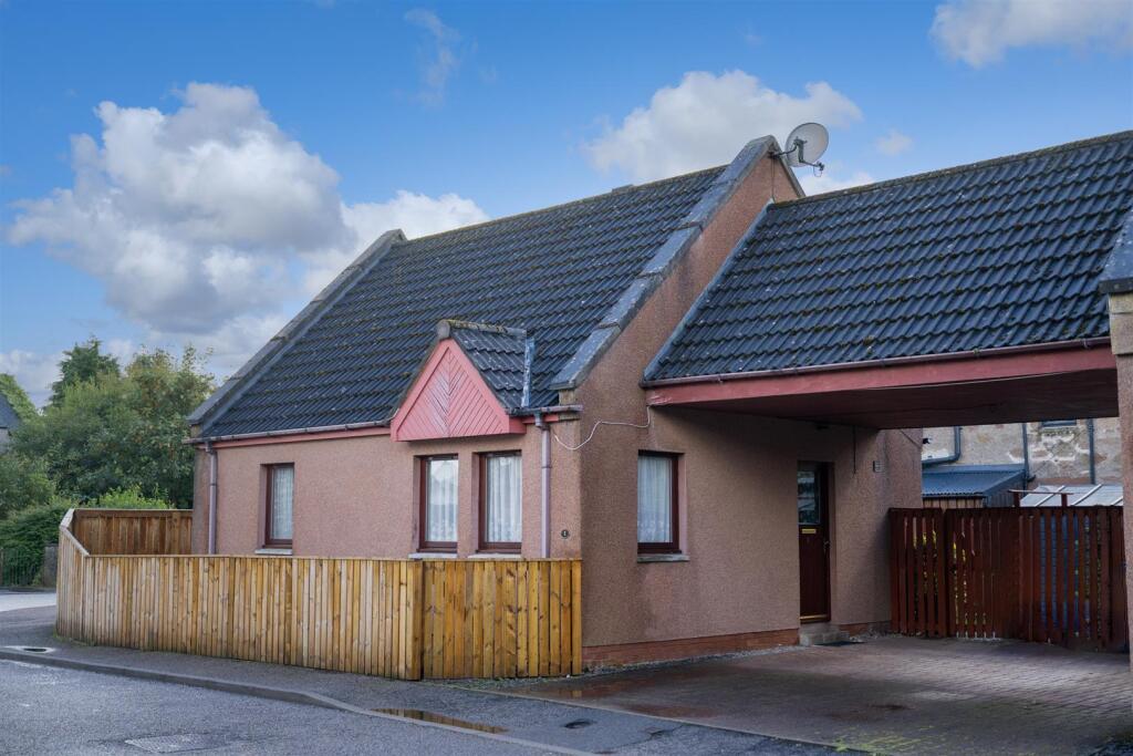 1-bed house on 1 Munro Place, Conon Bridge, IV7 8JE, £138,000