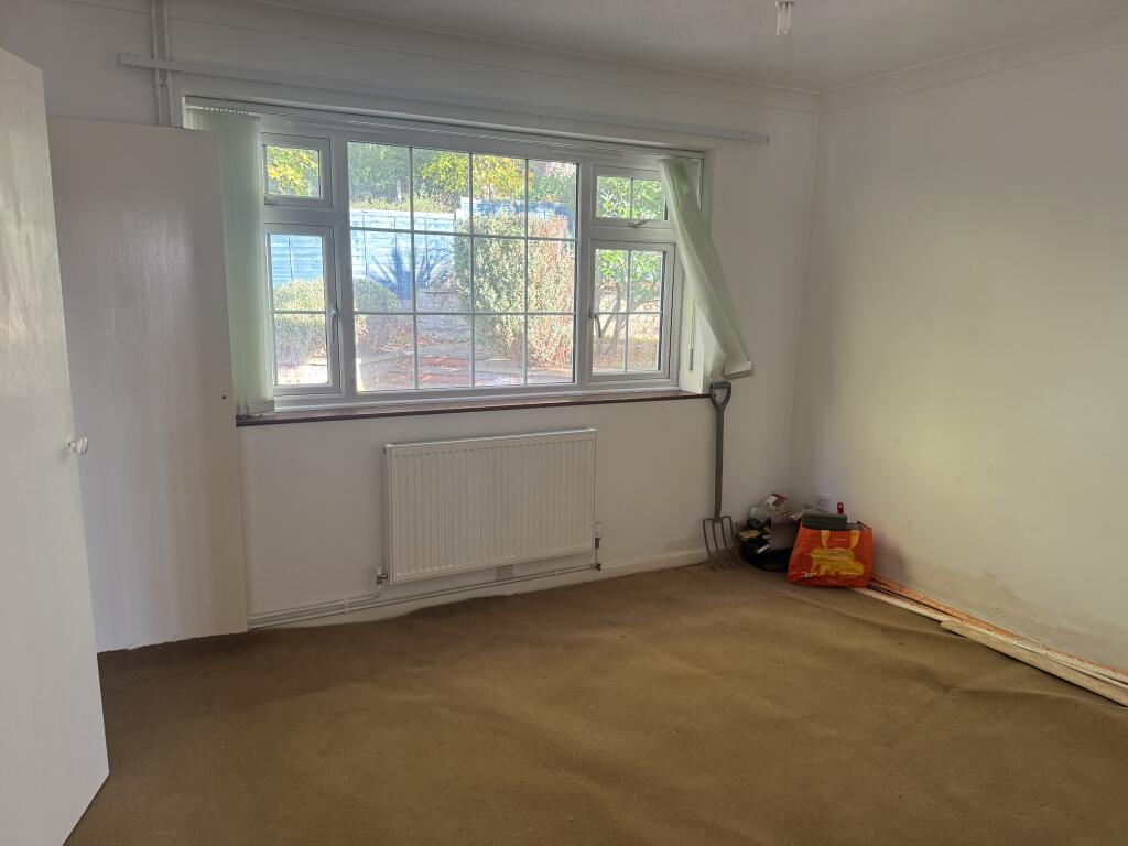 8 Hawthorn Drive, Dersingham, King's Lynn PE31 6QG photo 4