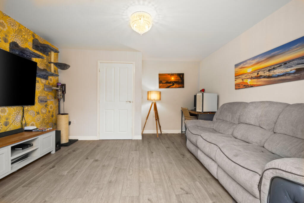 Monksmoor Road, Telford, TF4 photo 3