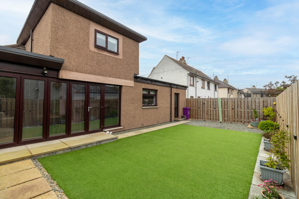 House in Dundee, Angus - View 4