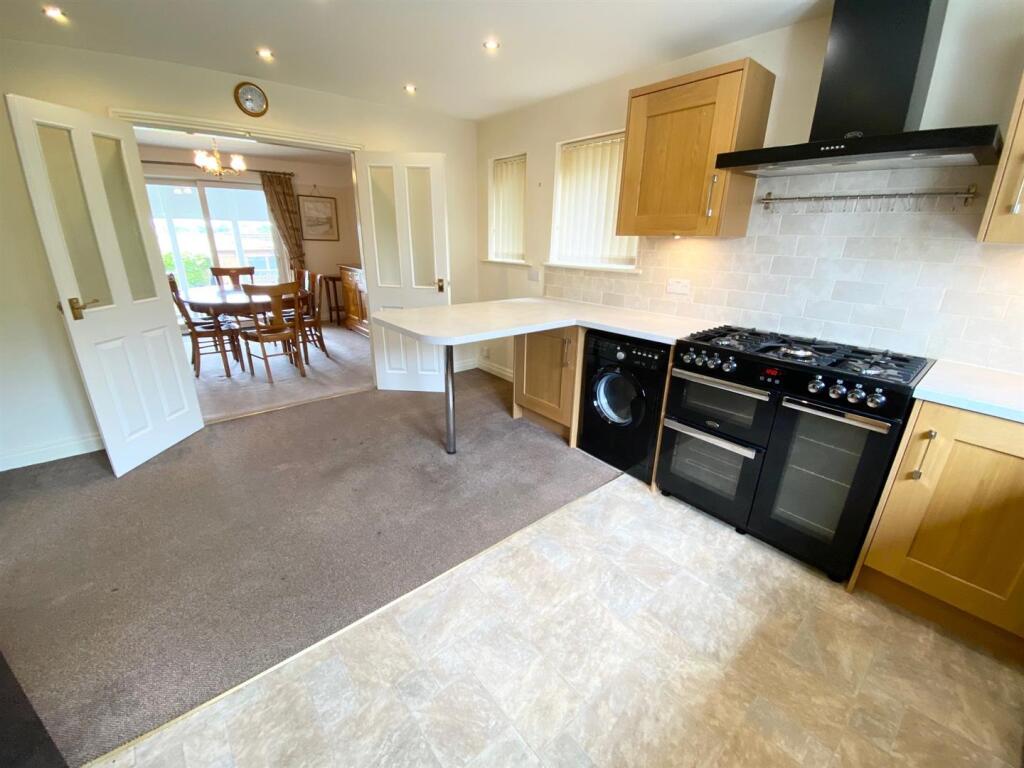 Alderstone Rise, Huddersfield - More