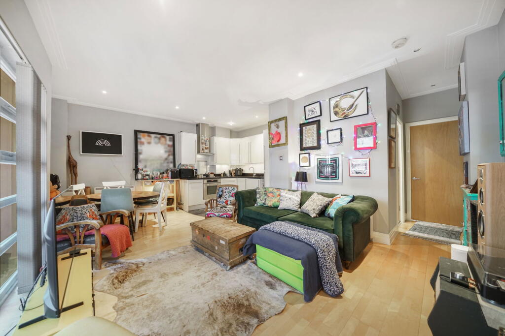 Main image of property: Drayton Park, London, N5
