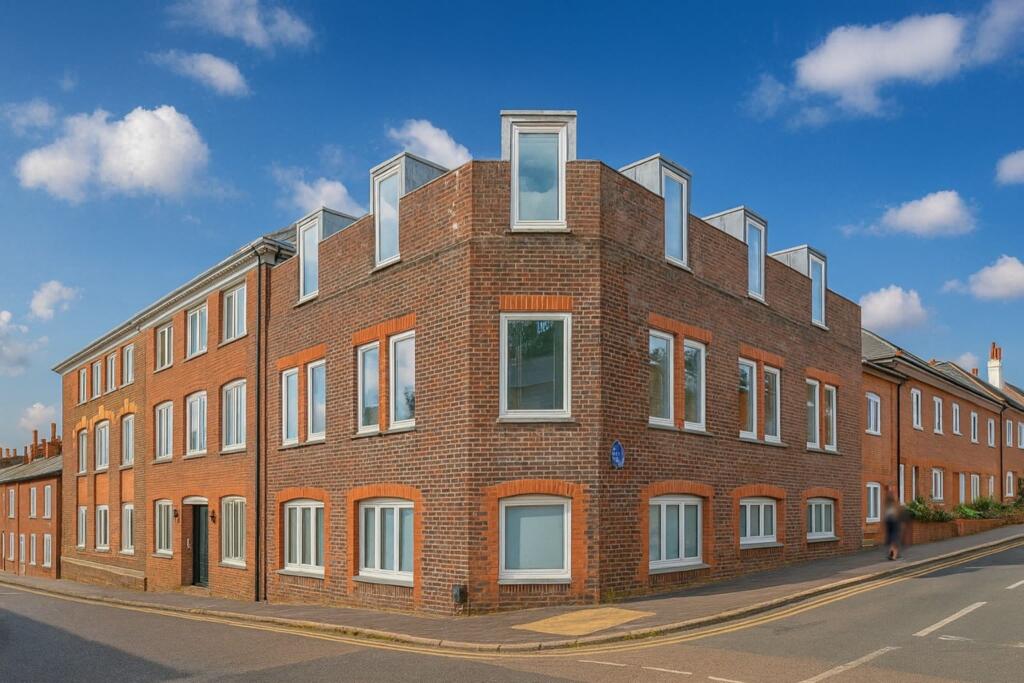 Main image of property: Lower Dagnall Street, St. Albans