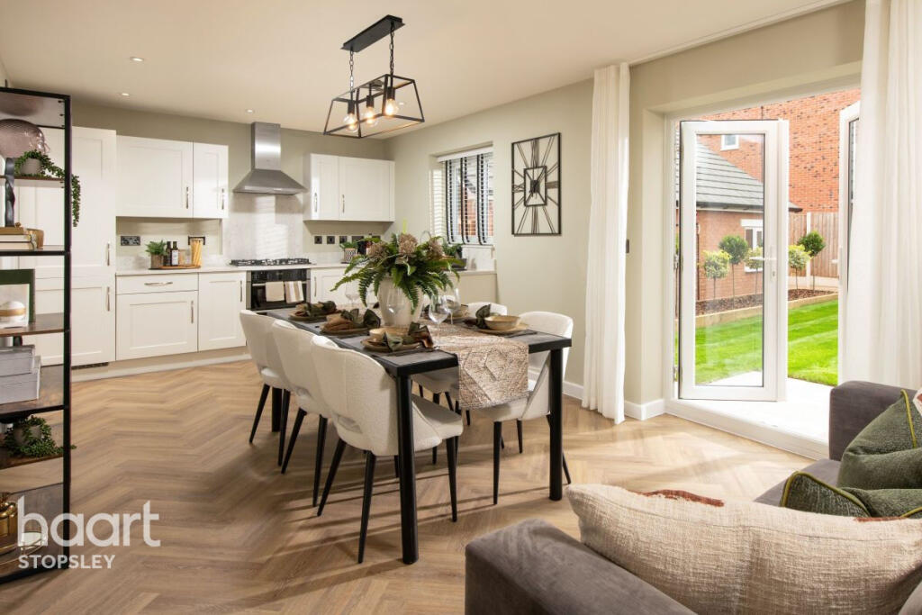 House in Stevenage - View 3