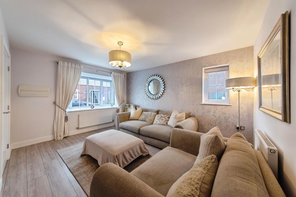 Willow Court, Cowbit, Spalding photo 4