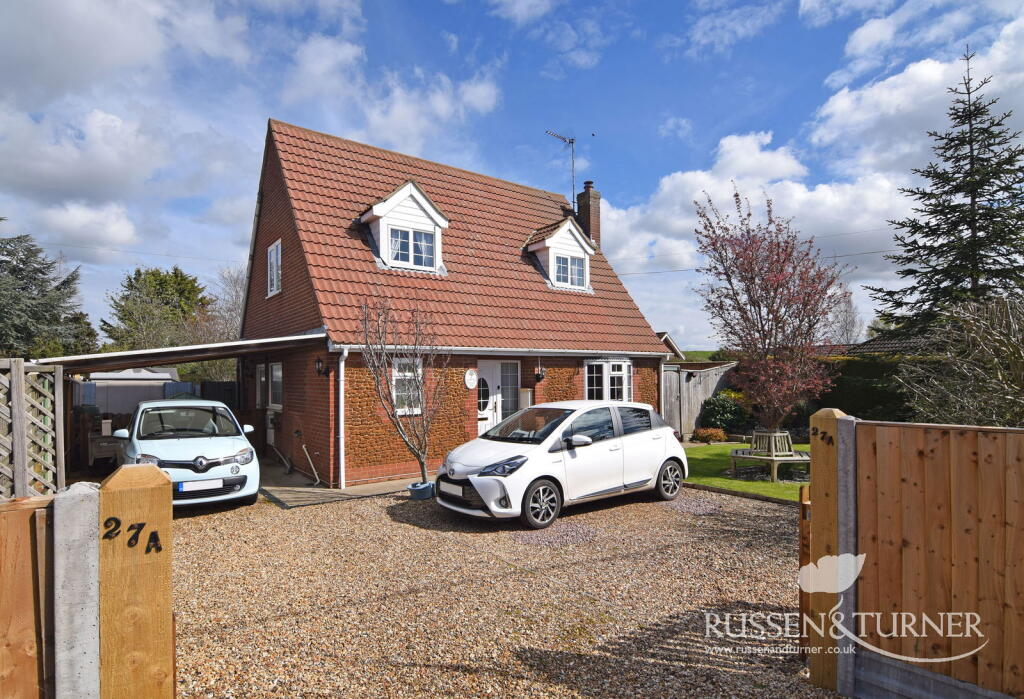 3-bed detached on Stow Road, Wiggenhall St Mary Magdalen, £330,000