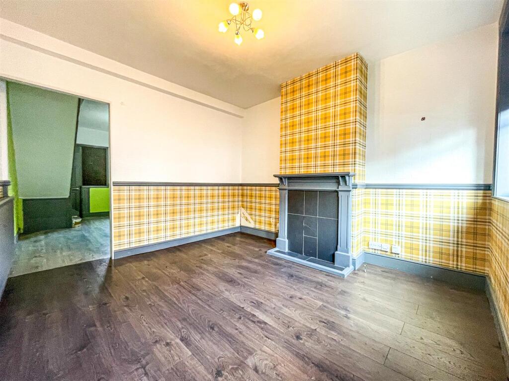 Main image of property: Hawkesbury Road, Leicester