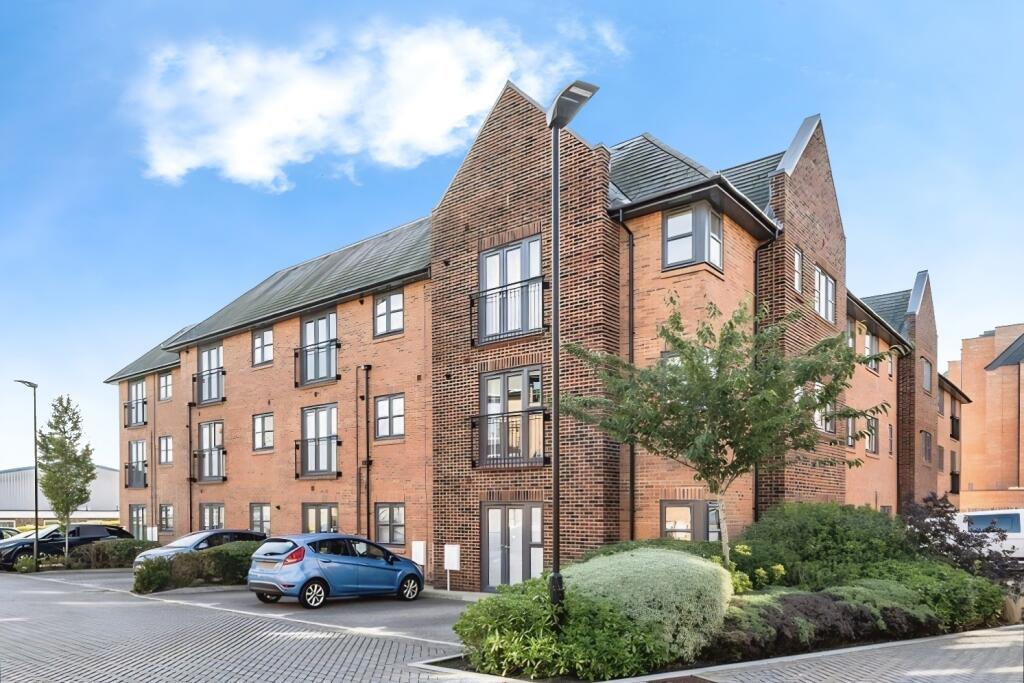 Main image of property: Lime Tree House, Carter Court, Hook