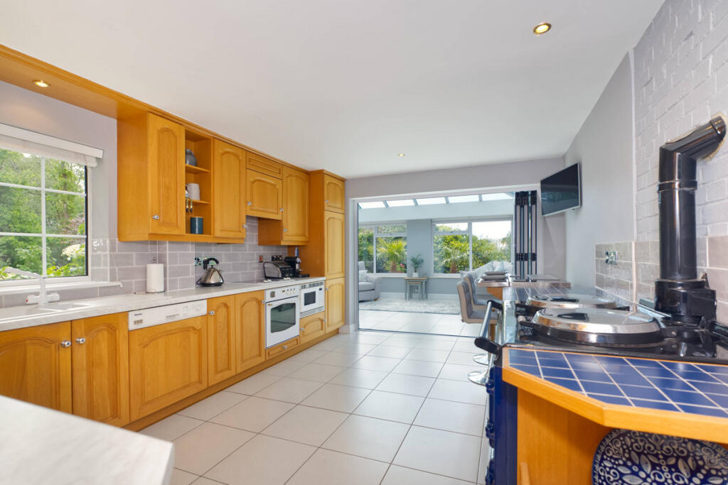 House in Horsham, West Chiltington - View 3
