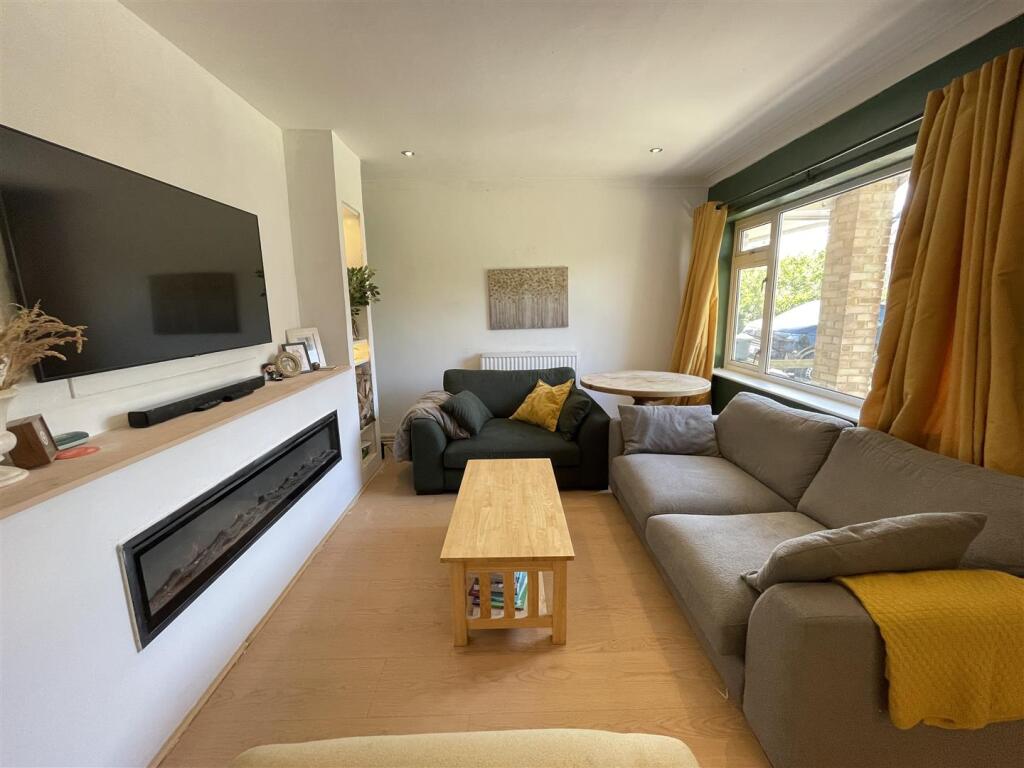 House in Salisbury - View 3