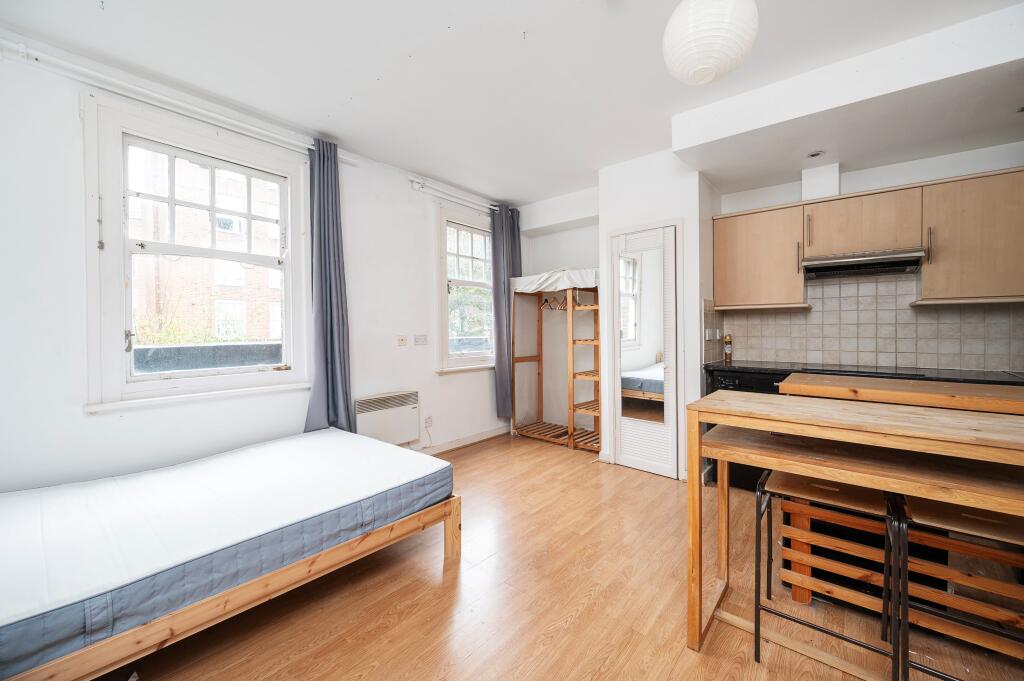 Apartment in London, Lower Clapton, Clapton - View 5
