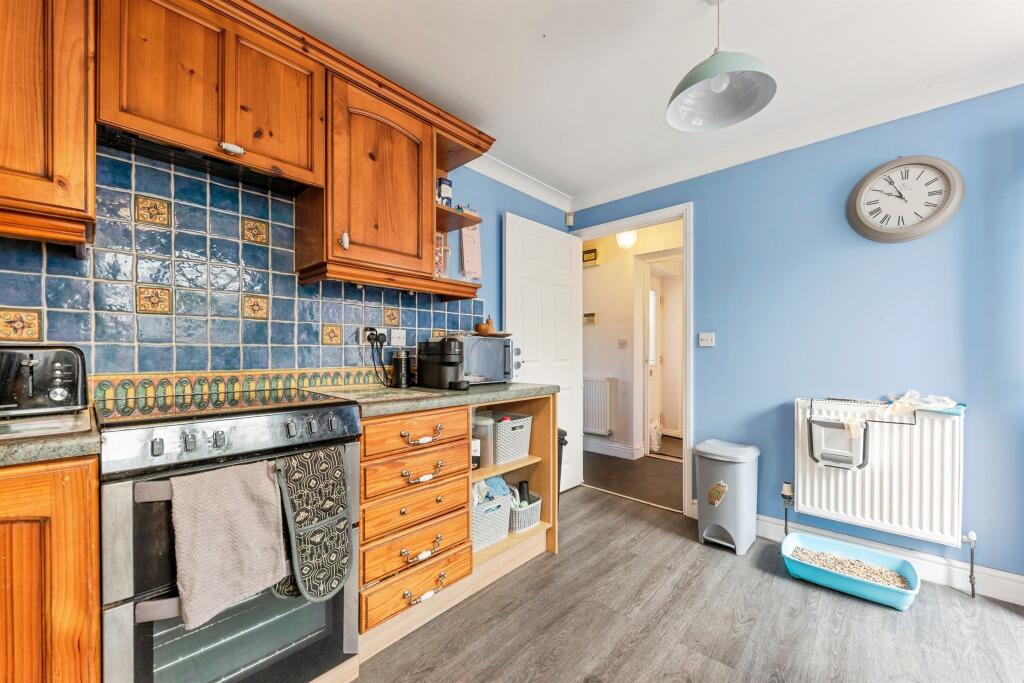 House in South Kesteven, Caythorpe - View 4