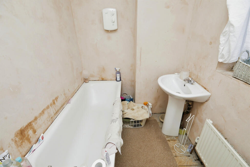 House in Derby - View 4