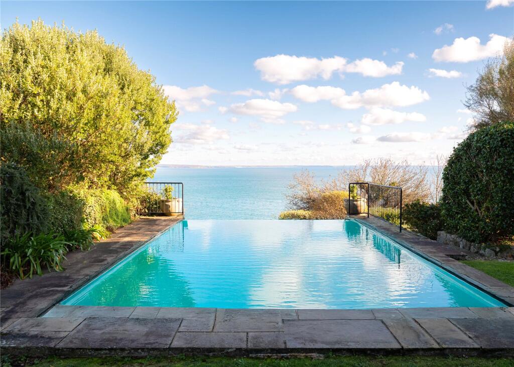 Main image of property: Raginnis Hill, Mousehole, Penzance, Cornwall, TR19