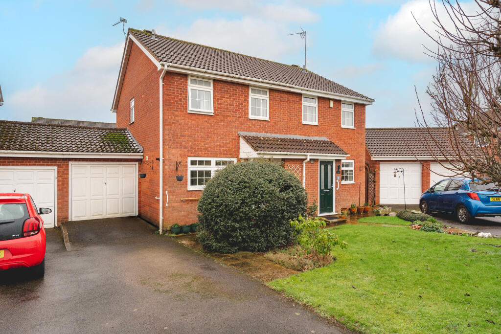 Main image of property: Plumpton Court, Bristol, Gloucestershire