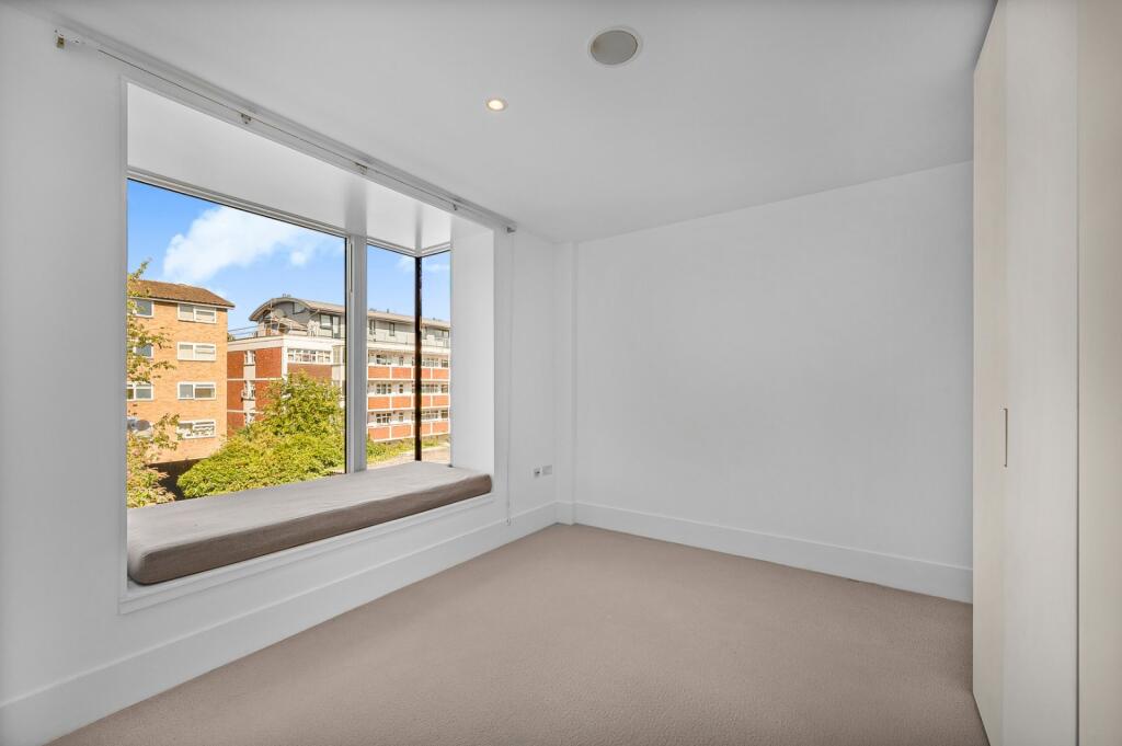 Apartment in London - View 4