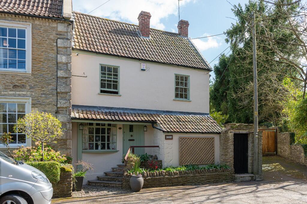 Main image of property: Castle Corner, Beckington