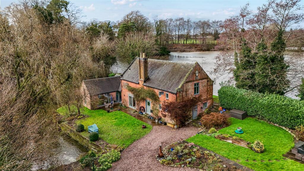 Main image of property: Sandford, Whitchurch.