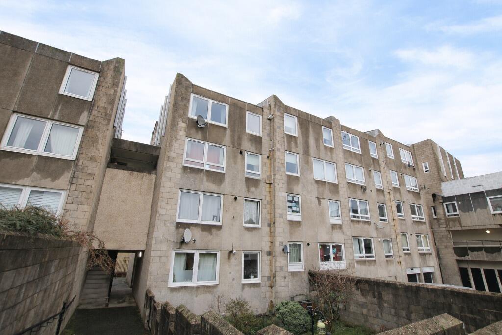 Main image of property: Carnegie Court, Newington, Edinburgh, EH8