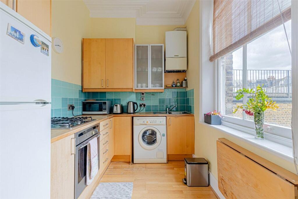 Apartment in London, Queen's Park - View 5