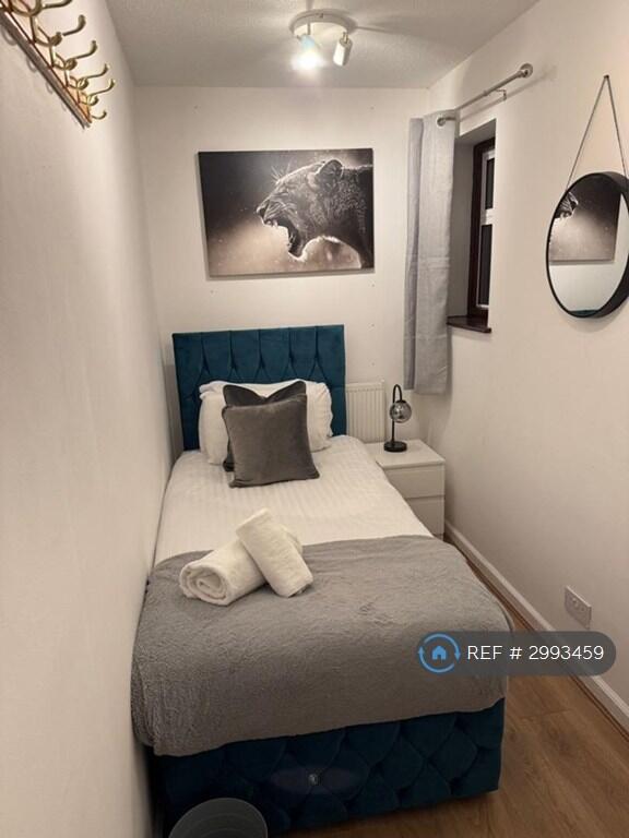House in Reading - View 4