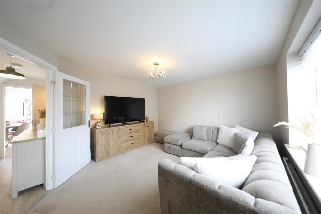 House in Hull, Kingston upon Hull - More