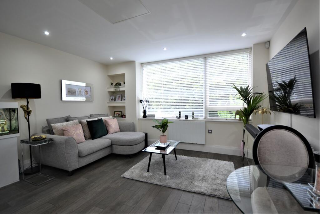 Apartment in London, Bromley Park, Plaistow - View 5
