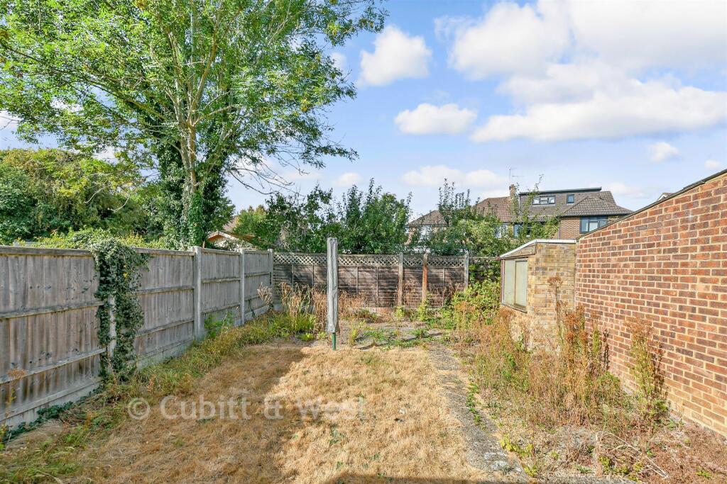 House in Redhill - View 2