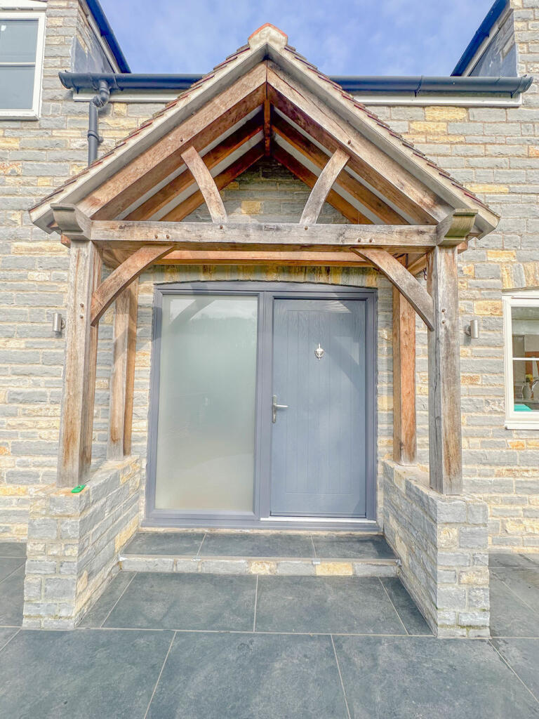 Additional image 52 of Pilton