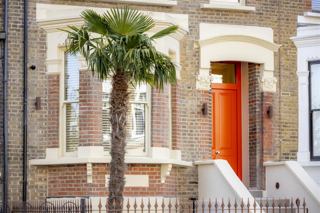 Main image of property: Shirland Road, London