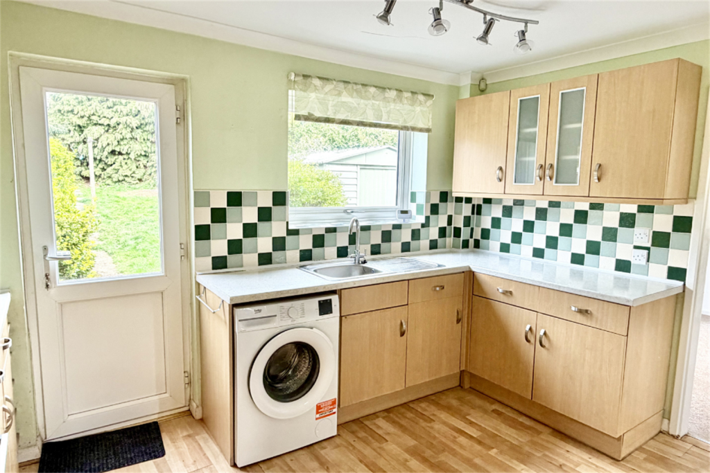 Inham Road, Chilwell, NG9 4HY photo 4