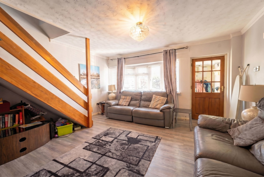 Warmley Close, Solihull photo 3