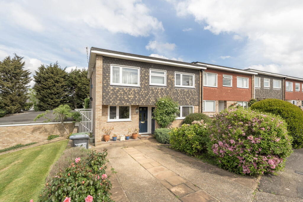 Main image of property: The Four Tubs, Bushey, WD23