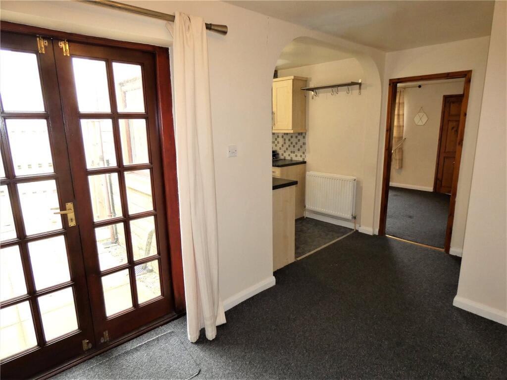 House in Calderdale, Lane Head, Brookfoot - View 5