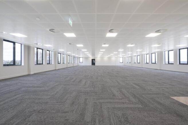 Column free offices