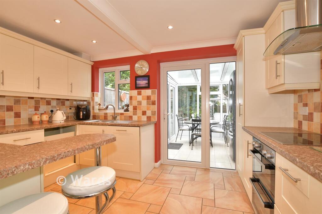 House in Rochester, Cliffe and Cliffe Woods - View 2