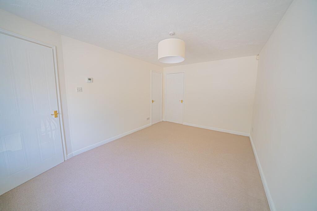 Corbetts Close, Hampton-In-Arden, B92 photo 5