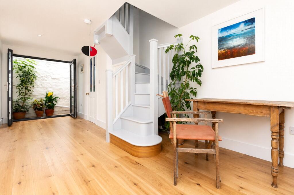 House in Truro - View 3