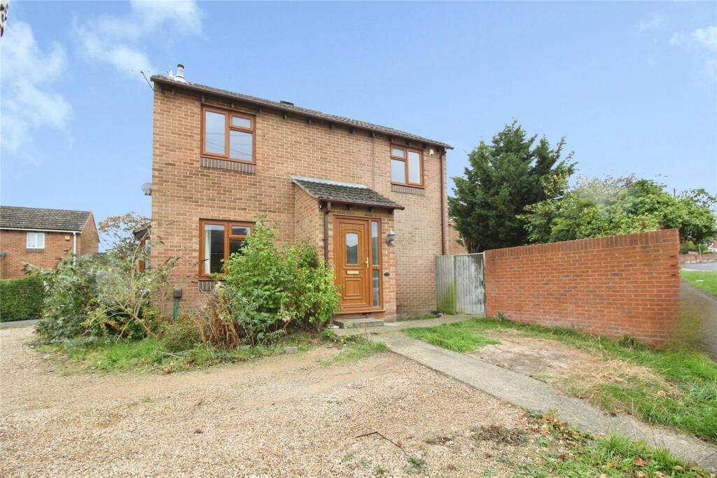 3-bed detached on Wealden Way, Tilehurst, Reading, RG30, £420,000