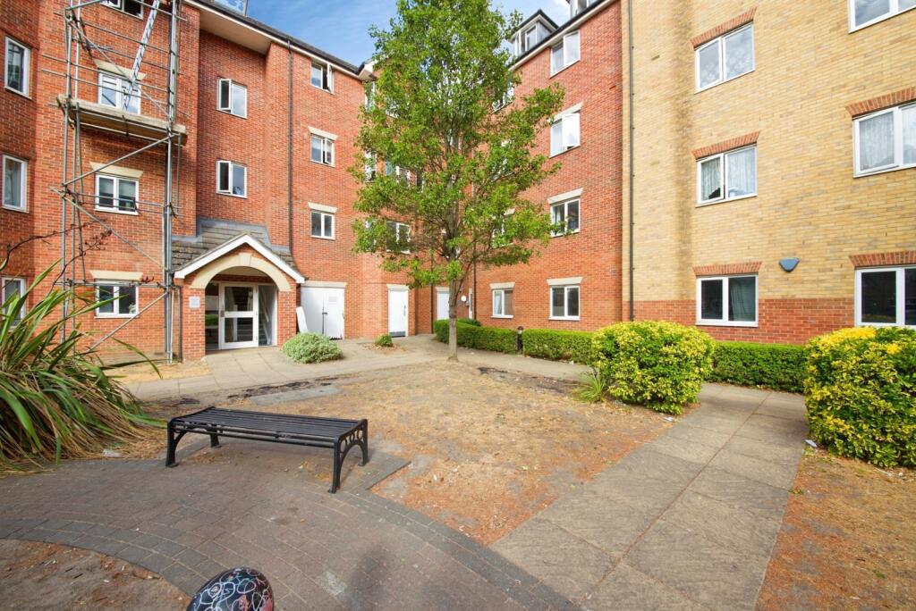 Main image of property: London Road, ROMFORD, Essex, RM7