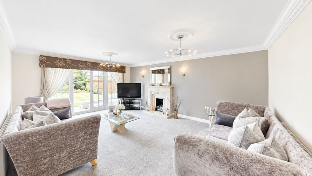 House in Bolton, Westhoughton - View 3