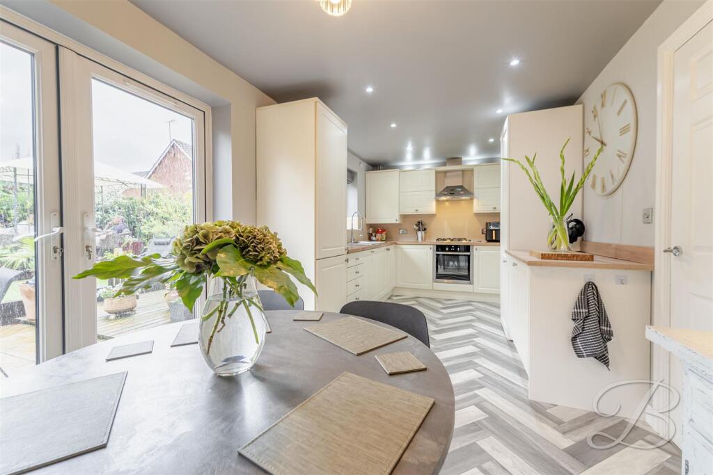House in Newark and Sherwood, Clipstone - View 2