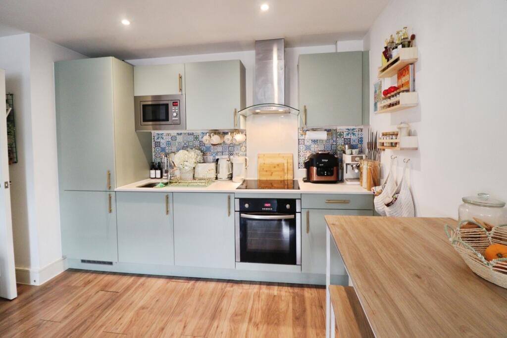 Apartment in Chelmsford, Moulsham - More