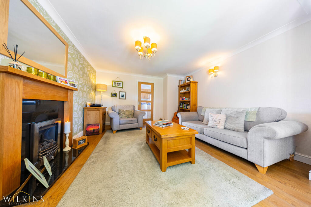 House in Tamworth, Staffordshire - View 4