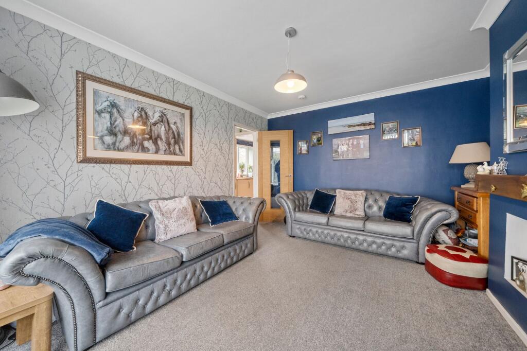 Chestnut Drive South, Leigh, WN7 photo 4