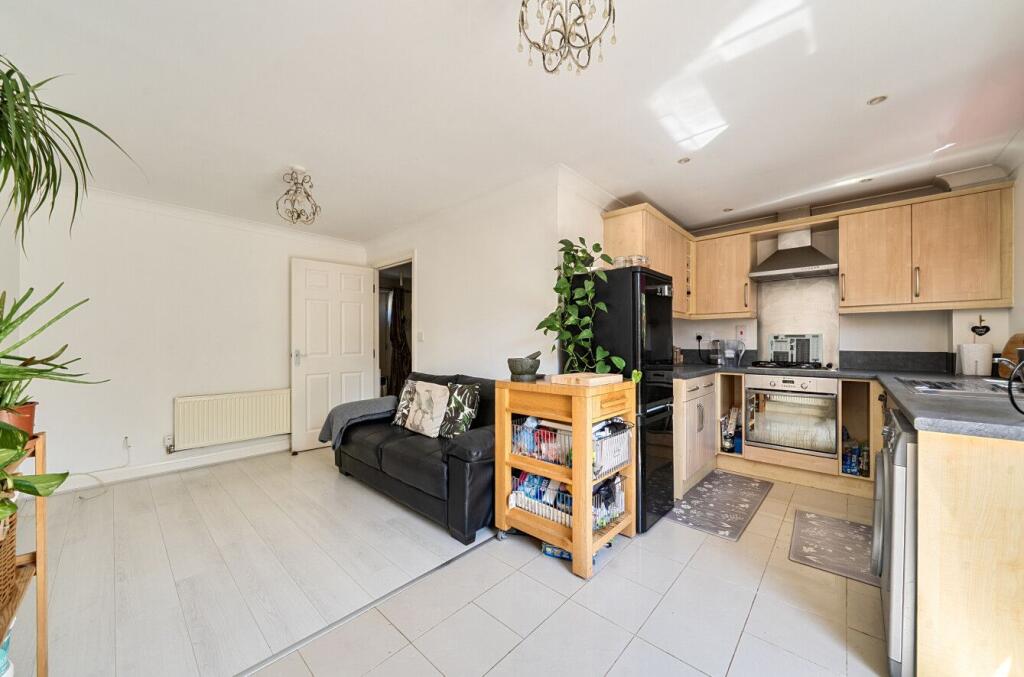 Archers Way, Amesbury - View 4