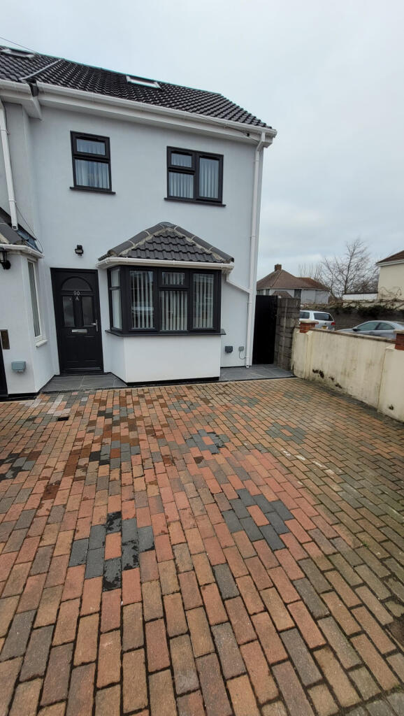 Main image of property: Room 1 90A Windermere Rd,